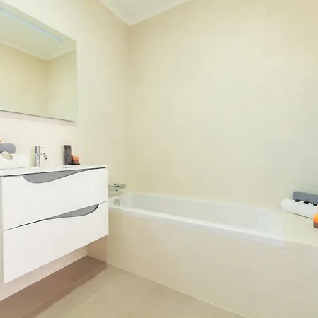 Elegant Villa, Private Pool, * Albufeira