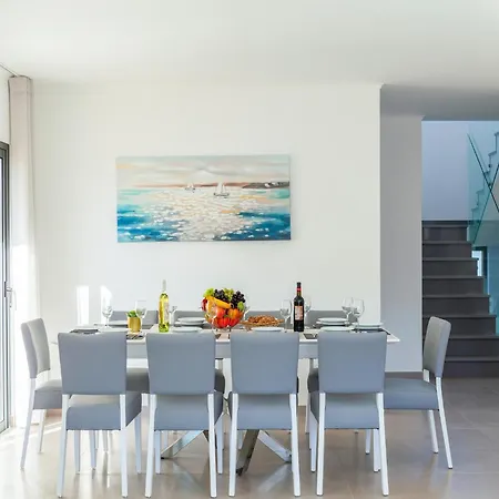 Elegant Villa, Private Pool, Albufeira